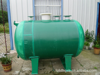 【臥式聚丙烯計量罐具有耐腐蝕耐負壓耐輻射和良好的物理機械性能】價格,廠家,圖片,日用化工機械配件,臺州市黃巖鴻豐化工防腐設(shè)備廠-